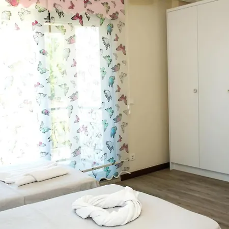 Luxury 5 Minutes From Scenic Town Center And River